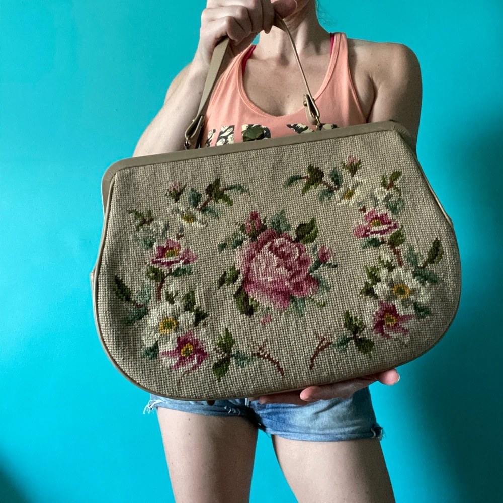 Vintage needlepoint Embroidered handbag